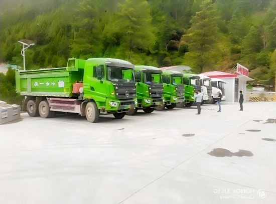 电动自卸车.png