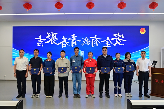 洪流网名目获奖.jpg