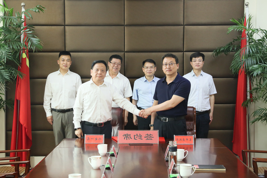 签约.jpg